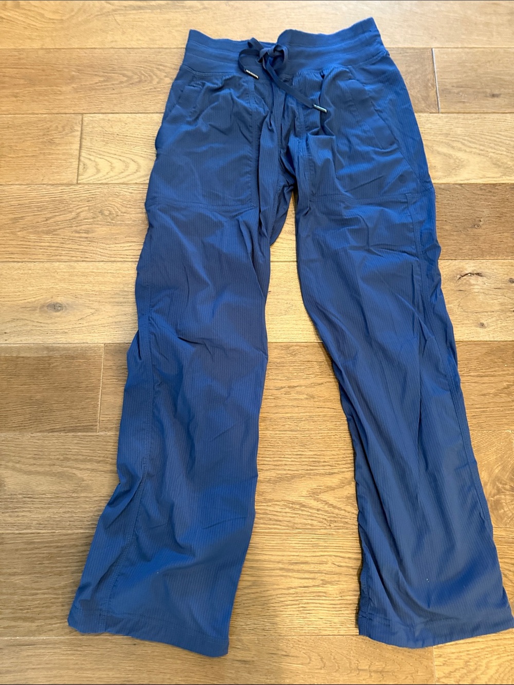 Lululemon women’s Dance Studio Drawstring Performance Pants - Navy Blue